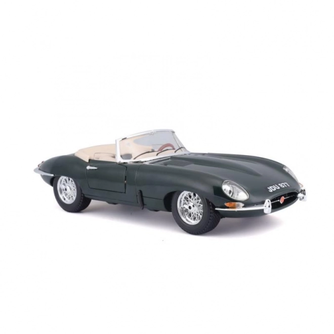 Bburago 1:18 Jaguar E Cabriolet zöld modellautó