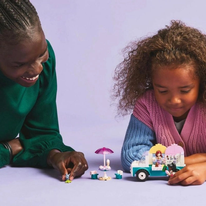 Furgon Heartlake város fagylaltokkal - LEGO Friends