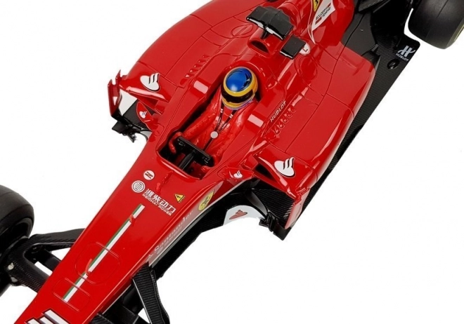 Ferrari F138 távirányítós autómodell 1:12