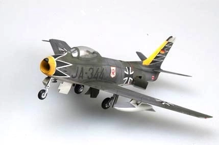 F-86F-40 Sabre plastik model repülőgép készlet