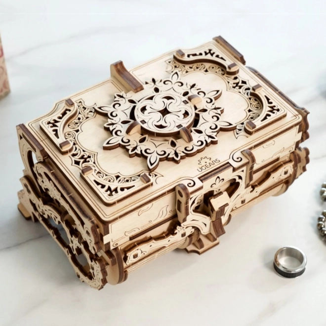 ugears antik ékszeres doboz 3D mechanikus fa puzzle