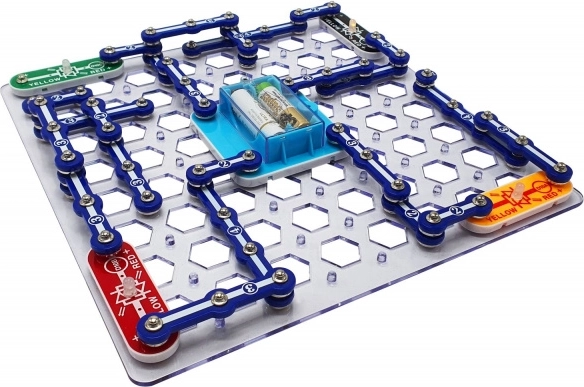 Taktika és verseny 1–4 játékos számára