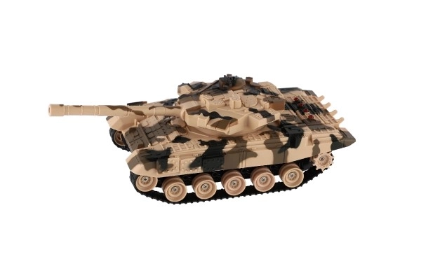 RC tank hanggal és újratölthető akkumulátorral