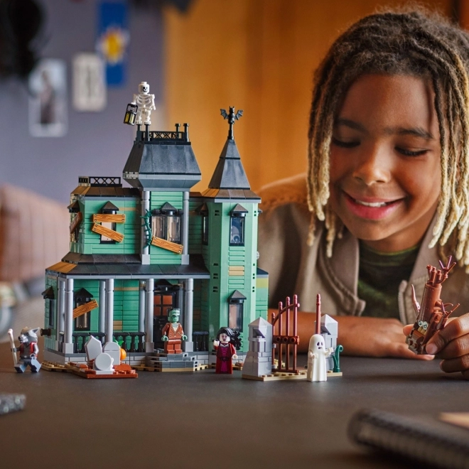 Lego Creator 3 az 1-ben: Kísérteties rezidencia