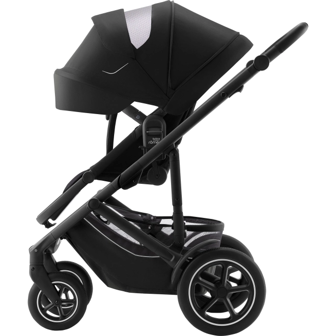 Kombinált babakocsi Smile 5Z készlet - mély mózeskosár és Baby-Safe Pro Classic autósülés - Space Black