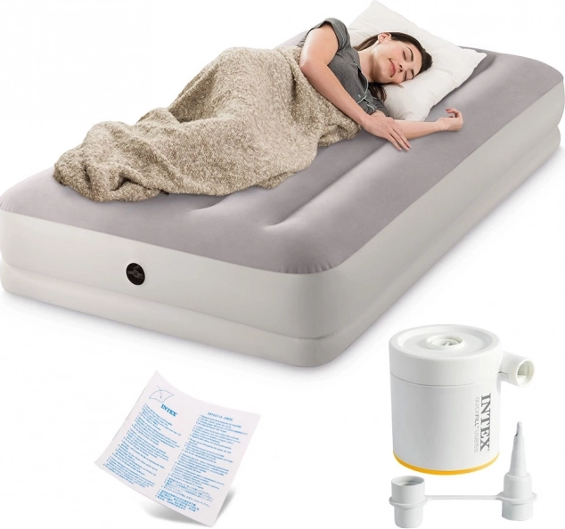 felfújható matrac 191 × 99 × 30 cm egy fő részére USB pumpával Intex