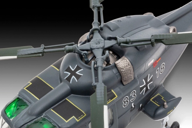 Műanyag modell Westland Lynx helikopter 1/72
