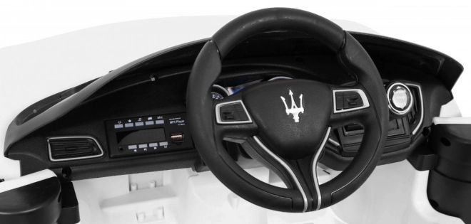 Maserati Ghibli akkumulátor gyermekeknek Fehér + Távirányító + Lassú indítás + EVA + MP3 USB + LED