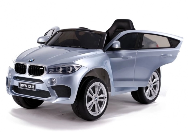 Akkumulátoros autó BMW X6 ezüst színben