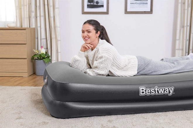 Felfújható matrac elektromos szivattyúval 191 x 97 x 46 cm Bestway