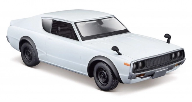 Nissan Skyline 2000GT-R 1973 kompozit modell 1/24 fehér