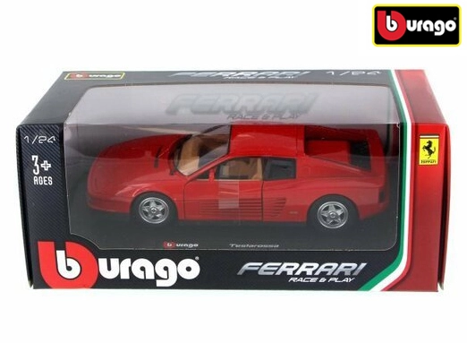 1:24 Ferrari autó