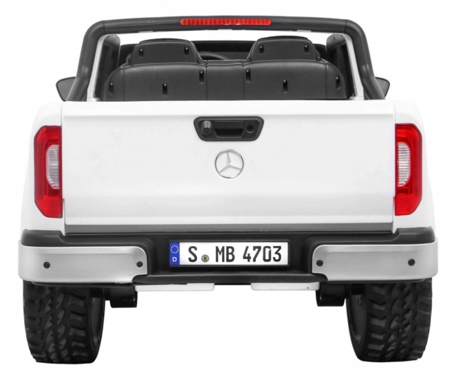 Mercedes Benz X osztály gyerekeknek fehér + távirányító + 4x4 + MP4 + csomagtartó + LED + EVA