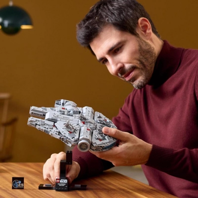 Lego Star Wars Millennium Falcon modell