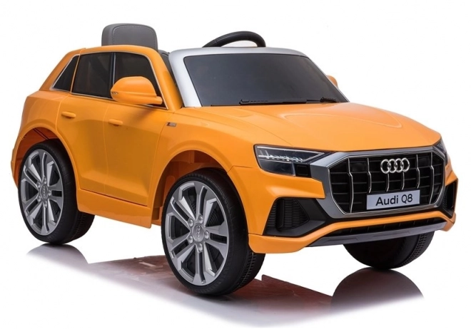 Sárga lakkozott Audi Q8 gyerek elektromos autó