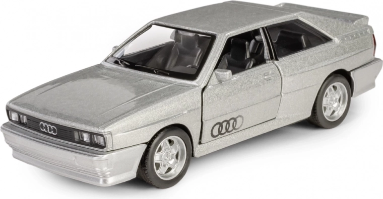 Szórakoztató vezetés a visszahúzós meghajtásnak köszönhetően