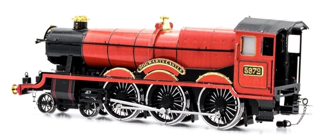 Ikonikus Roxfort Expressz fémből