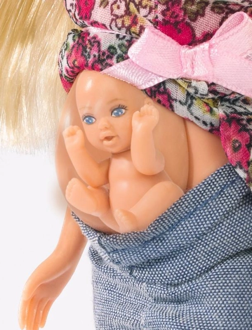 Nyitható pocak és baba belül