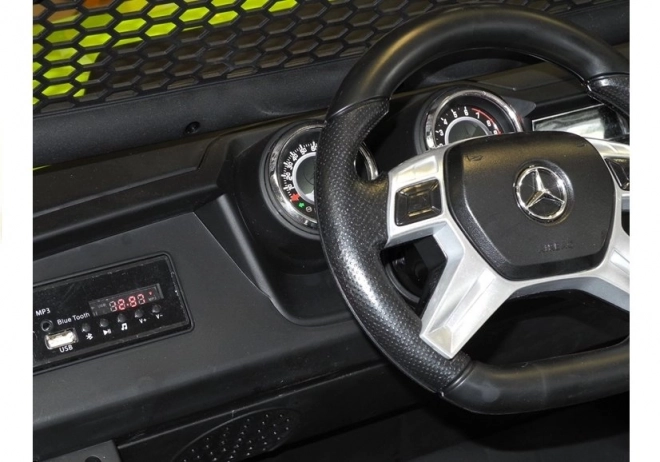 Mercedes Unimog fekete akkumulátoros autó – Fehér