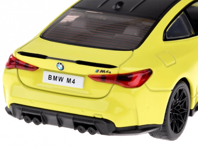 Fém modellautó BMW M4 1:32 méretarány