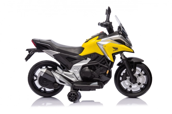 Honda NC750X motorkerékpár sárga