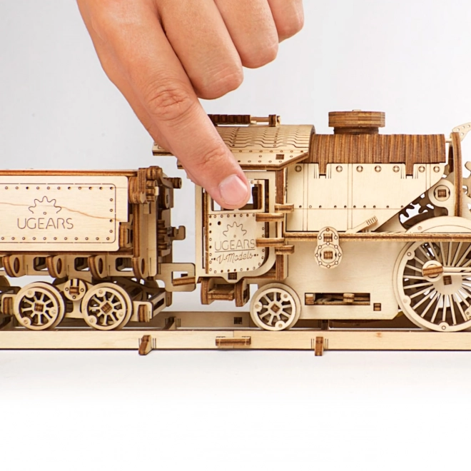 Ugears 3D mechanikus fa puzzle gőzmozdony