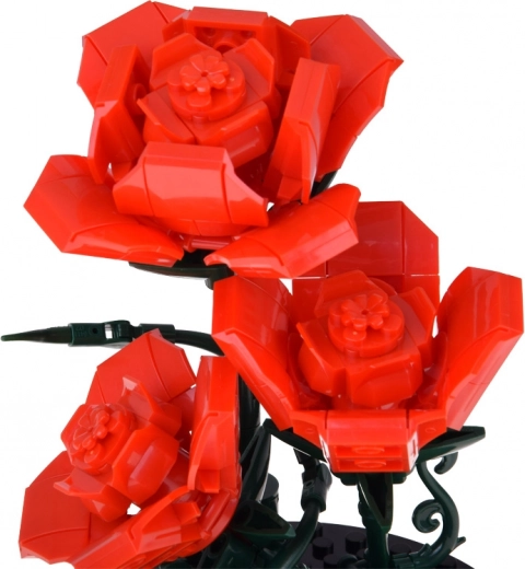 Részletgazdag virág élethű formákkal