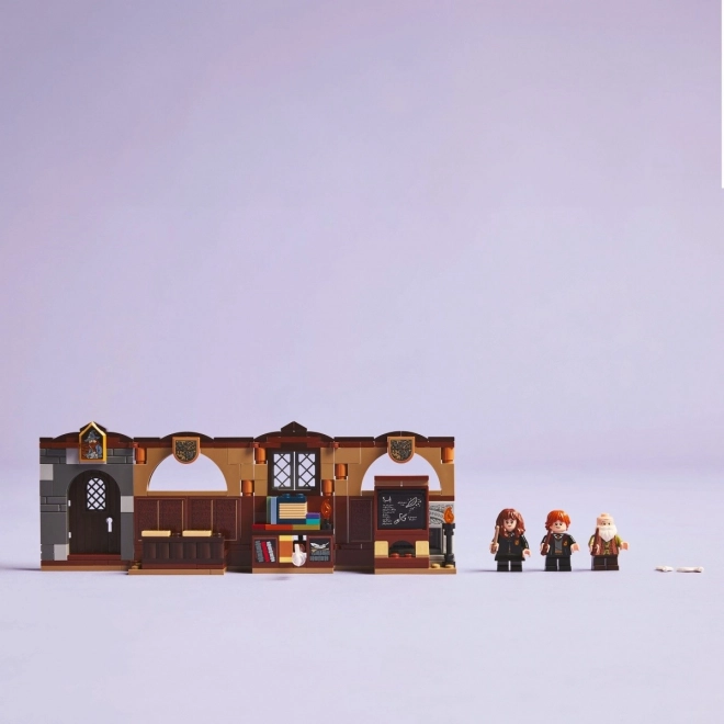 hogwarts kastély: Bűbájtan óra LEGO készlet