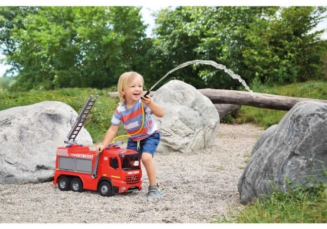 Tűzoltóautó LENA GIGA TRUCKS 65 cm