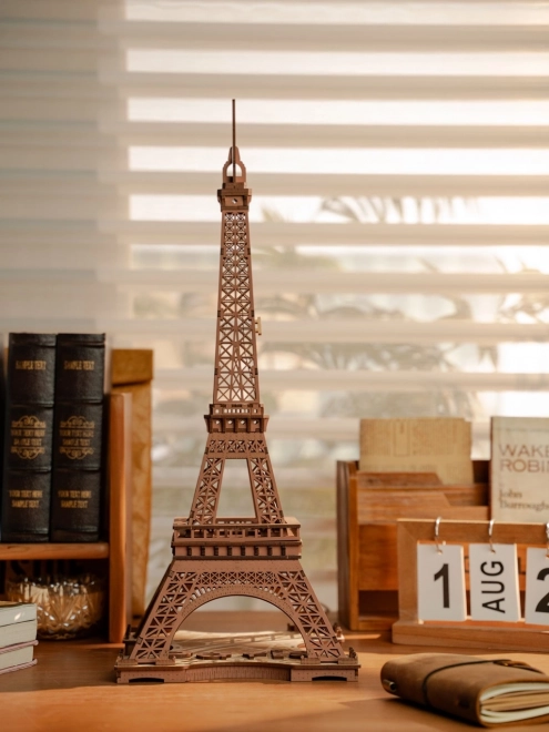 Éjszakai Eiffel-torony fénylő 3D fa puzzle