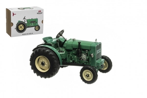 Zöld MAN traktor kulccsal 1:25 méretarányban