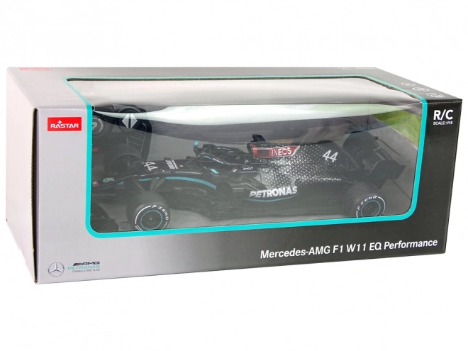 Távirányítós Mercedes-AMG F1 Versenyautó 1:18 Méretarányban