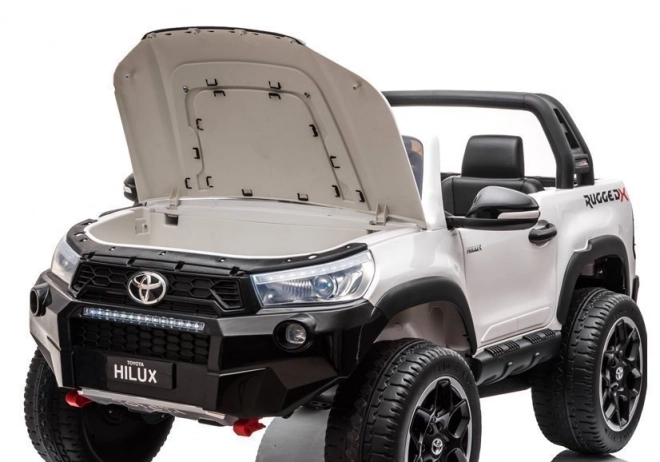 Toyota Hilux elektromos autó gyerekeknek