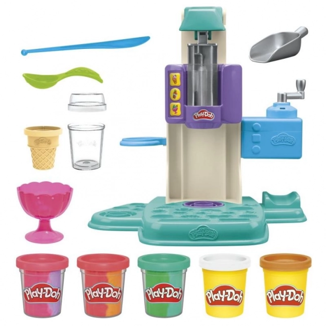 Play-Doh színpompás fagylaltkészítő