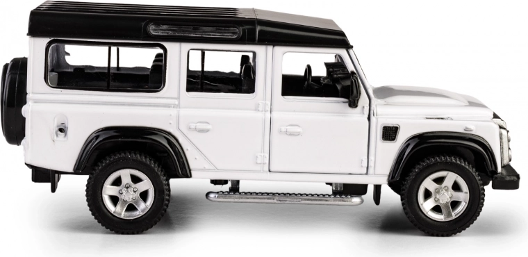 Gumírozott kerekek és precíz részletek