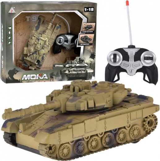 RC tank forgatható toronnyal, fényekkel és valósághű hangokkal