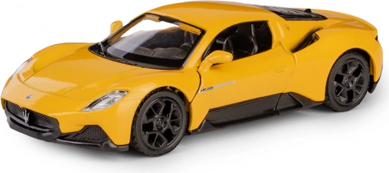 Valósághű részletek és fém kivitel