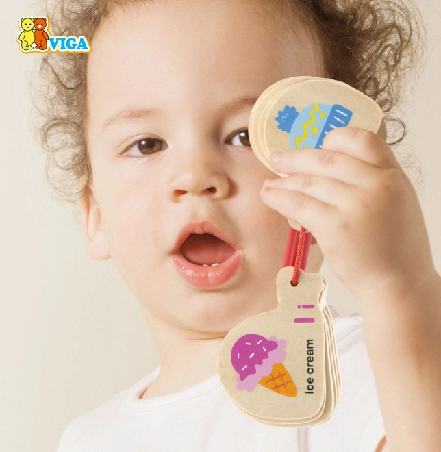 Fa könyv az ábécé és angol nyelv tanulására Montessori