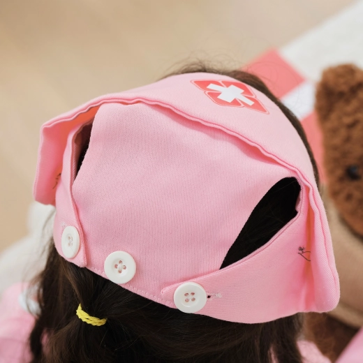 Sapkán kereszt a teljes megjelenéshez