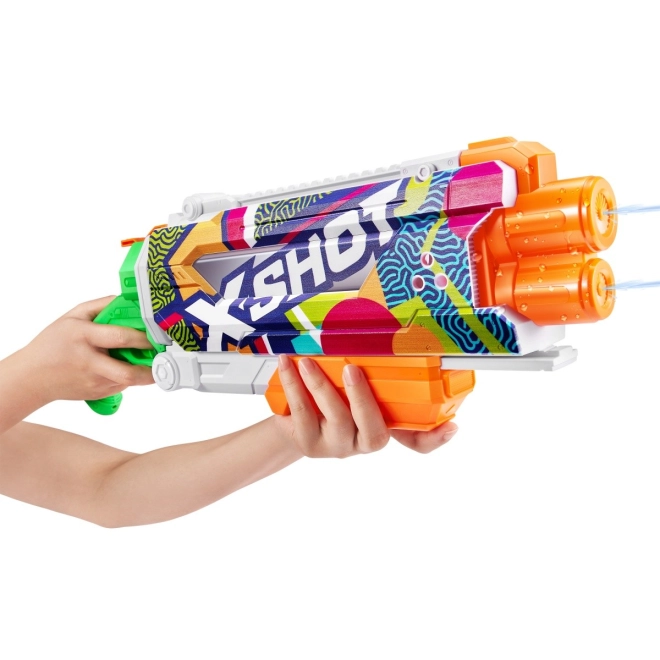 Nagy, 700 ml-es tartály