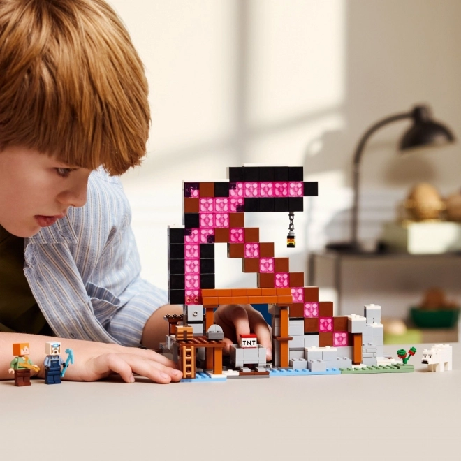 LEGO Minecraft Csákány Barlangész