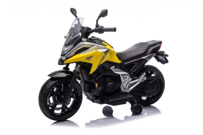Honda NC750X motorkerékpár sárga