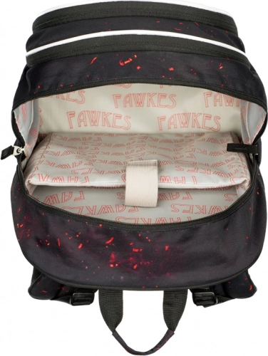 Okos tárolótér laptopvédelemmel