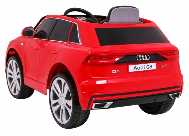 Audi Q8 emelő gyerekeknek akkumulátor Piros + Távvezérlés + EVA + Lassú indítás + MP3 USB + LED lámpa