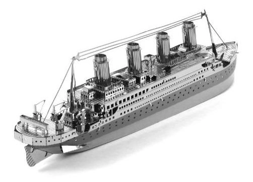 Metal Earth 3D puzzle Titanic