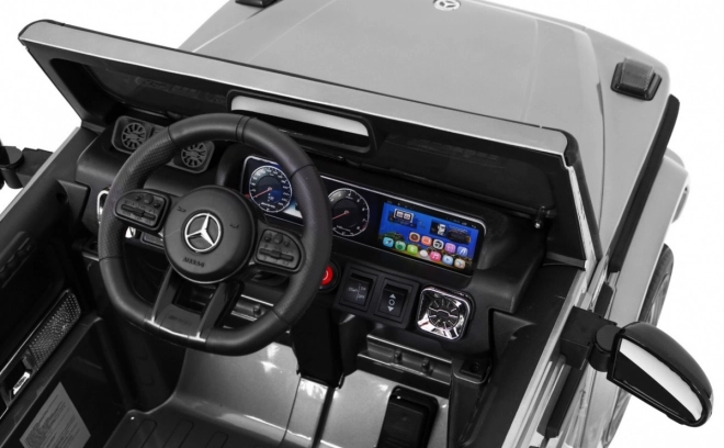 Mercedes AMG G63 gyermekeknek Ezüst festék + távirányító + MP3 LED + lassú indítás + EVA + övek