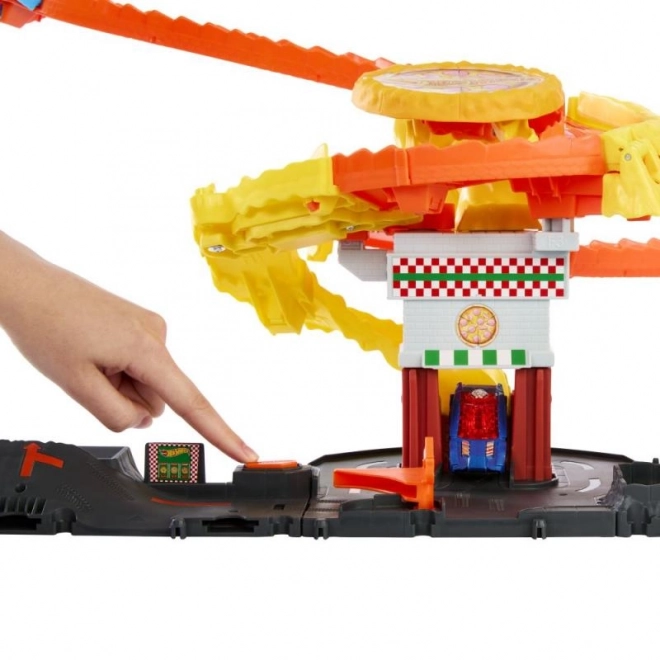 Hot Wheels City támadó kobra a pizzériánál