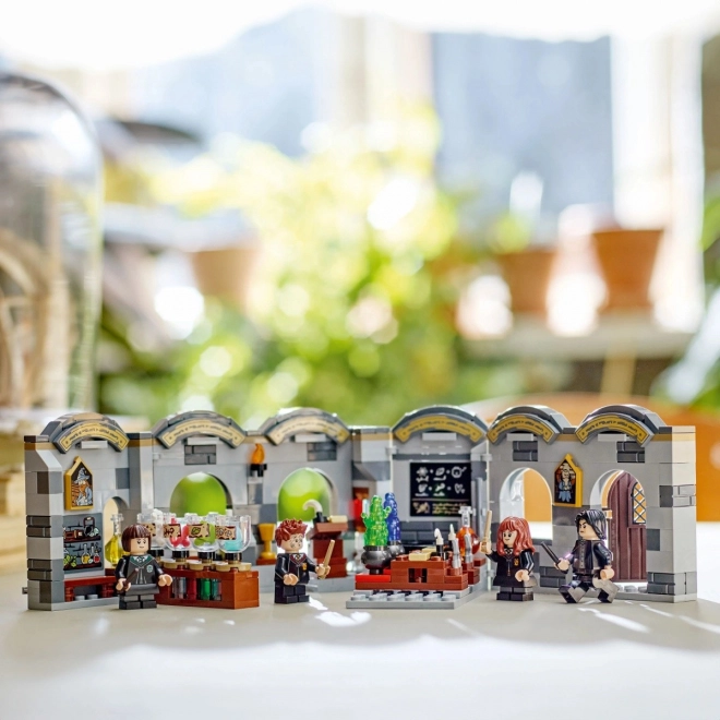 Négy LEGO Harry Potter minifigura