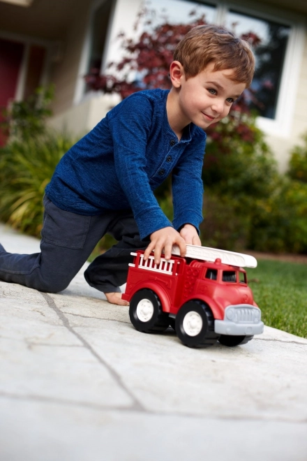 Tűzoltóautó újrahasznosított anyagból - Green Toys