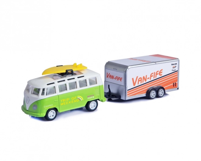 Minibusz pótkocsival